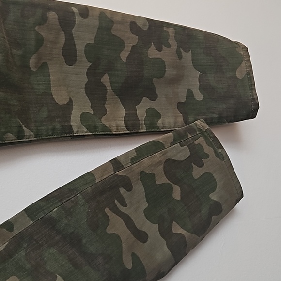 High rise ankle camo jeans - Picture 3 of 10